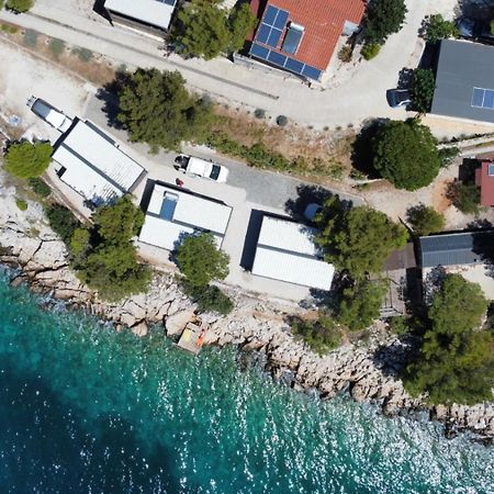 Hipo Camp Mobil Home Arta Пакоштане Экстерьер фото